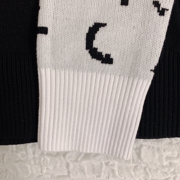 Sale♥️Snow Leopard Black Cotton Sweater 😍😍 - Picture 4 of 5